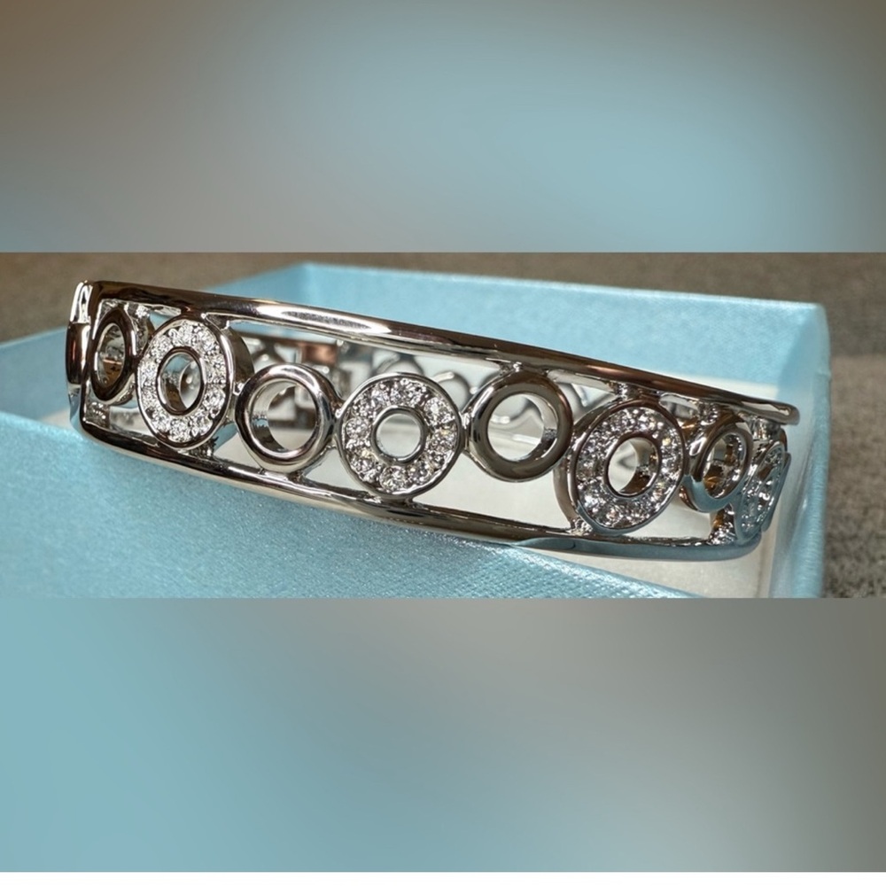 Touchstone Crystal Showtime Bracelet